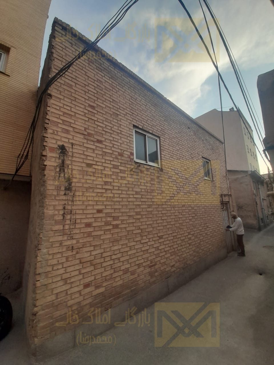 خانه کلنگی ۱۹۵ متری ارتش