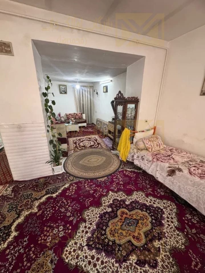 فروش حیاط ۹۰ متری خیام