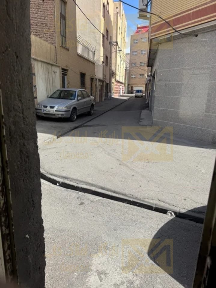 فروش حیاط ۹۰ متری خیام
